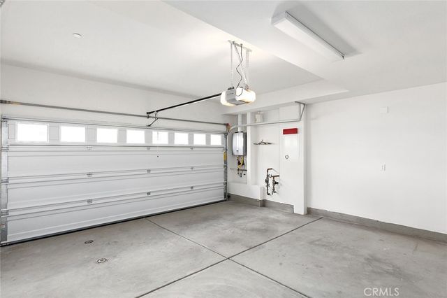 1684 Topanga, Costa Mesa, CA 92627