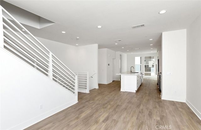 1684 Topanga, Costa Mesa, CA 92627