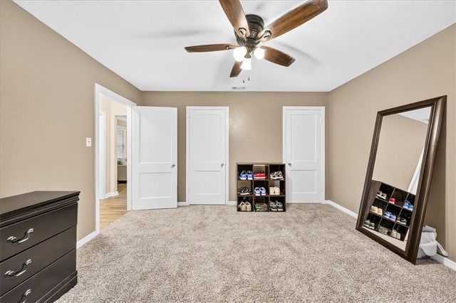 745 Lansdown Dr, Corpus Christi, TX 78412