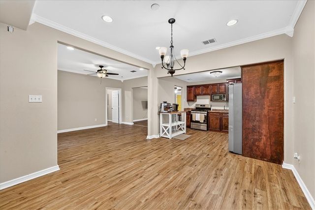 745 Lansdown Dr, Corpus Christi, TX 78412