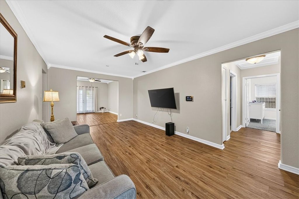 745 Lansdown Dr, Corpus Christi, TX 78412 — photo 3