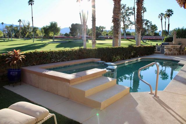 77573 Ashberry Court, Palm Desert, CA 92211