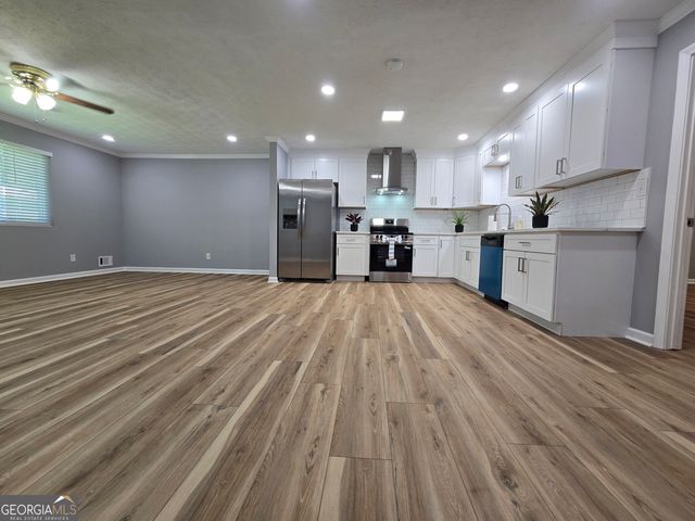 1743 Hillview Avenue, Jonesboro, GA 30236