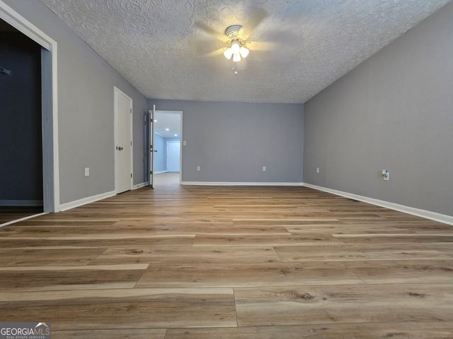 1743 Hillview Avenue, Jonesboro, GA 30236