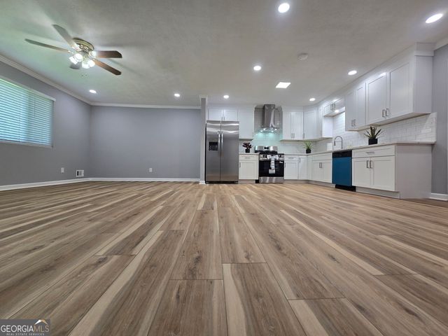 1743 Hillview Avenue, Jonesboro, GA 30236