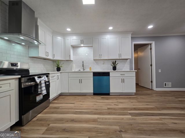 1743 Hillview Avenue, Jonesboro, GA 30236