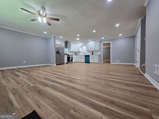 1743 Hillview Avenue, Jonesboro, GA 30236