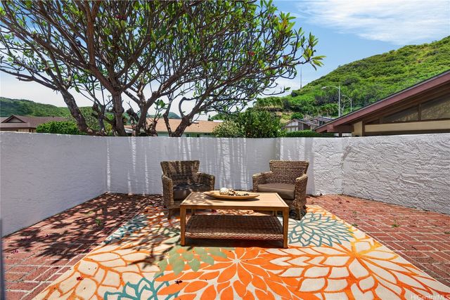 7714 Waikapu Loop, Honolulu, HI 96825
