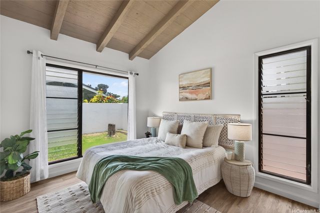 7714 Waikapu Loop, Honolulu, HI 96825