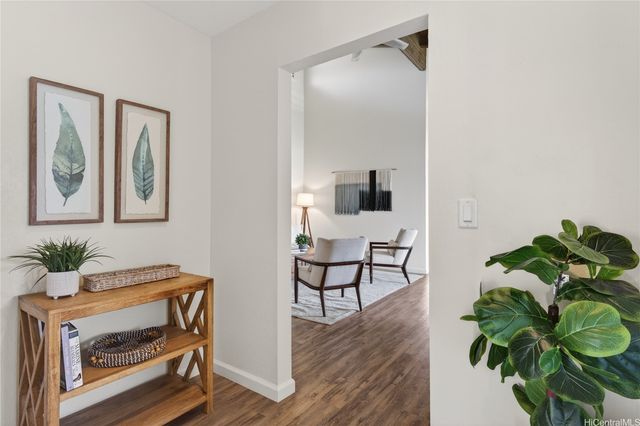 7714 Waikapu Loop, Honolulu, HI 96825