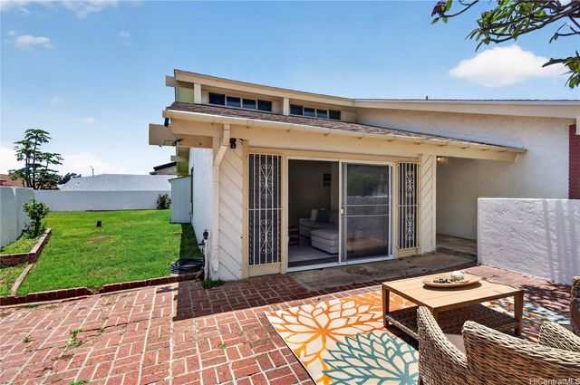 7714 Waikapu Loop, Honolulu, HI 96825
