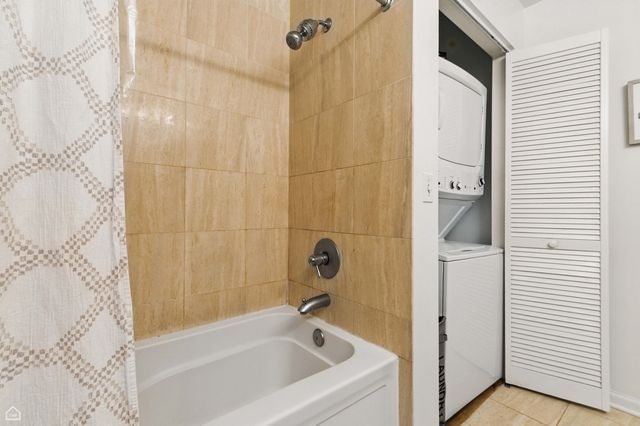 1134 W Granville Avenue 820, Chicago, IL 60660