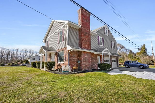 15 Milano Drive, Poughkeepsie, NY 12603