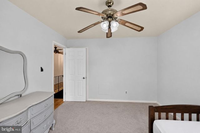 2710 SUN VALLEY DR, Waldorf, MD 20603