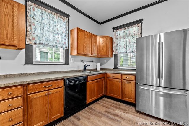2121 E Elm Street, New Albany, IN 47150