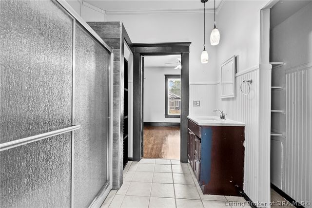 2121 E Elm Street, New Albany, IN 47150