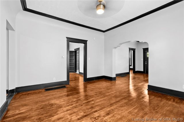 2121 E Elm Street, New Albany, IN 47150