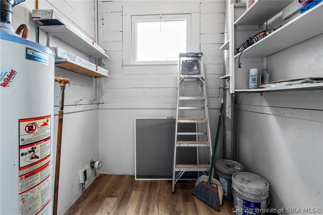 2121 E Elm Street, New Albany, IN 47150