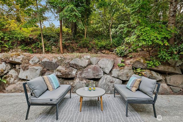 16303 Densmore Avenue N, Shoreline, WA 98133