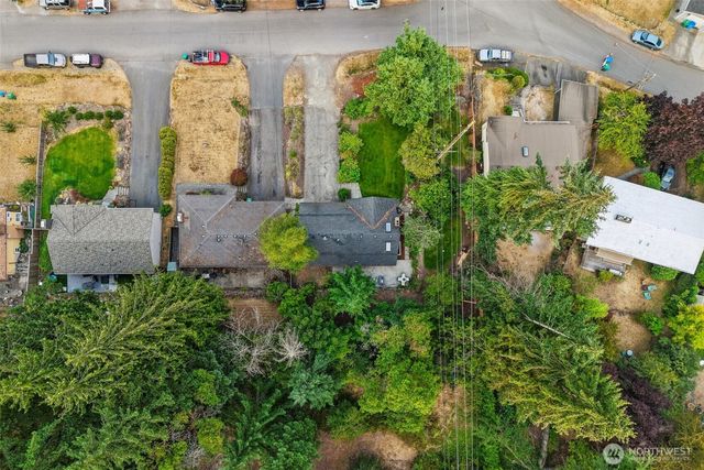 16303 Densmore Avenue N, Shoreline, WA 98133
