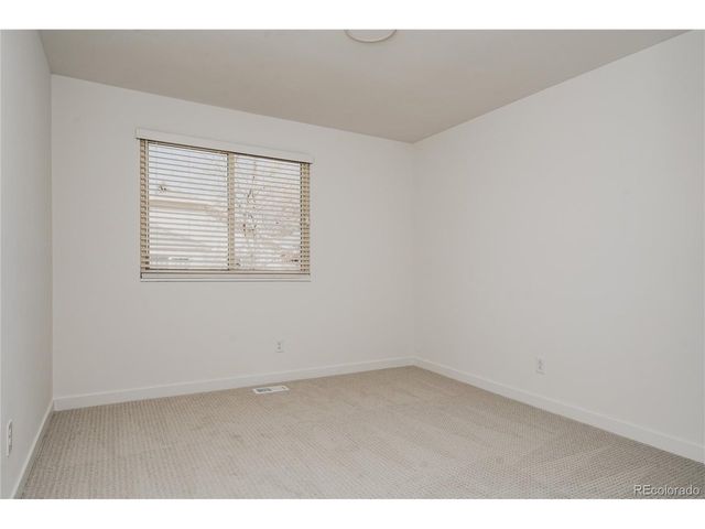 3316 Camden Dr, Longmont, CO 80503