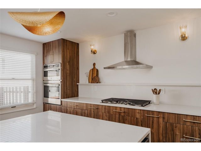 3316 Camden Dr, Longmont, CO 80503