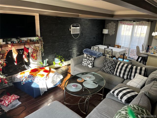 47 University Heights Drive, Stony Brook, NY 11790