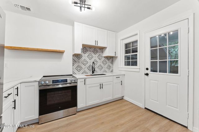 4845 LOUISA Terrace, Jacksonville, FL 32205