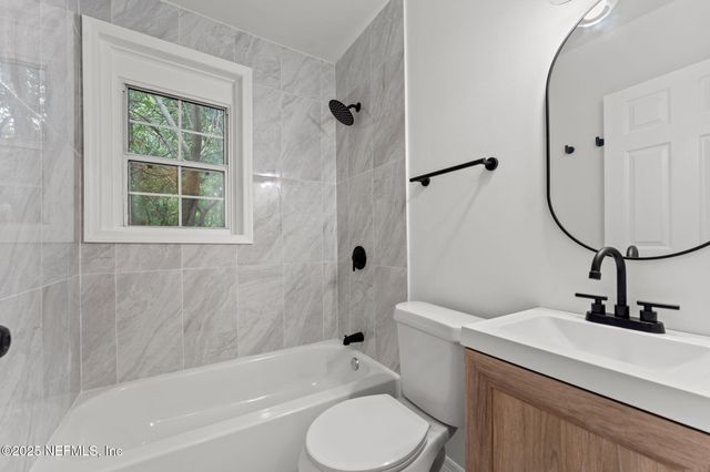 4845 LOUISA Terrace, Jacksonville, FL 32205