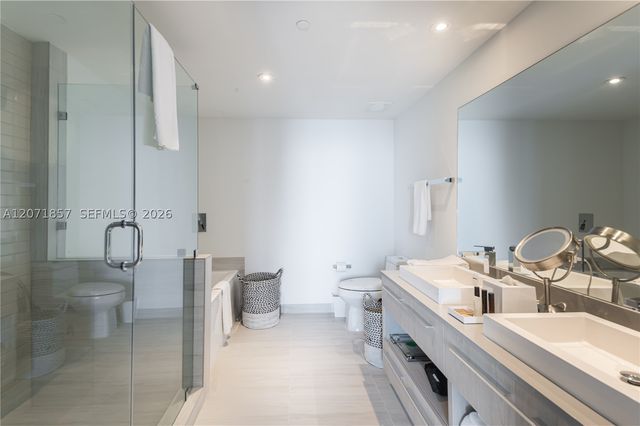 4010 S Ocean Dr R2007, Hollywood, FL 33019