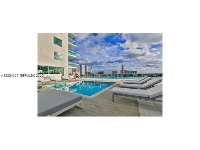 400 Sunny Isles Boulevard 817, Sunny Isles Beach, FL 33160