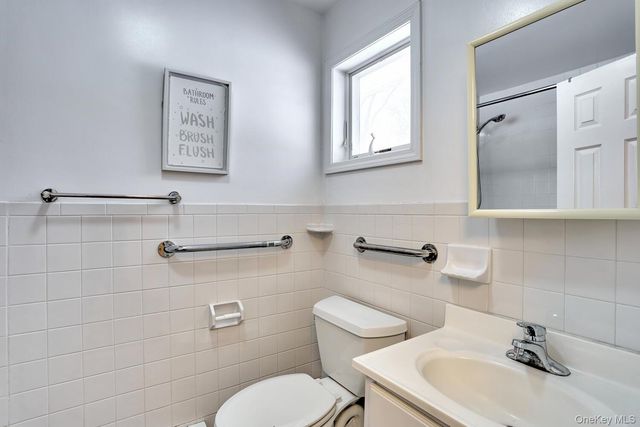 6 Orchard Hill Drive, Monsey, NY 10952