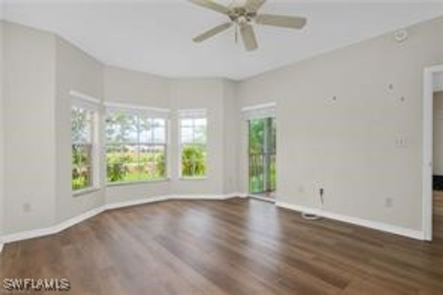 6045 Chardonnay LN 204, Naples, FL 34119