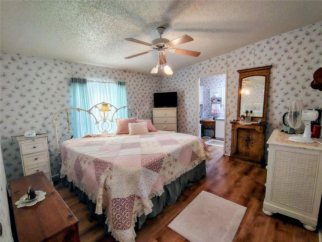 25 CANAL WAY, Lake Panasoffkee, FL 33538