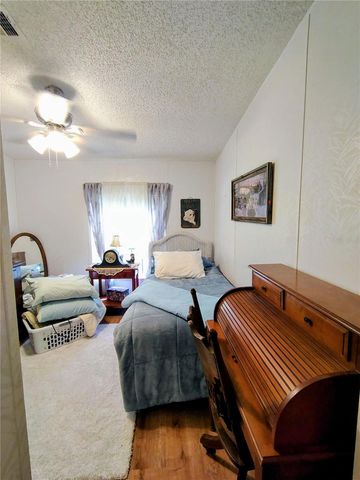 25 CANAL WAY, Lake Panasoffkee, FL 33538