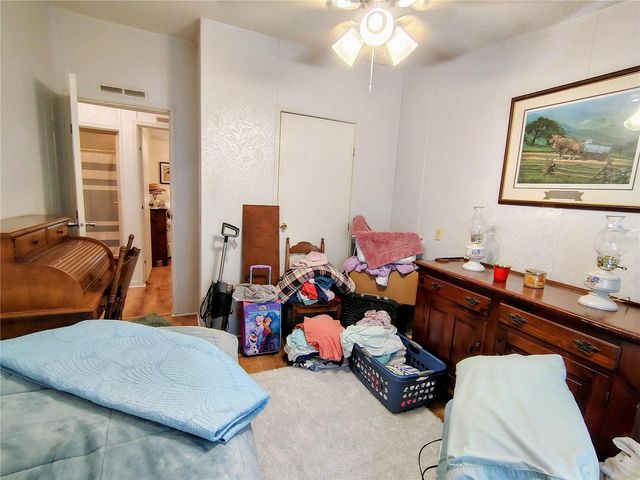 25 CANAL WAY, Lake Panasoffkee, FL 33538