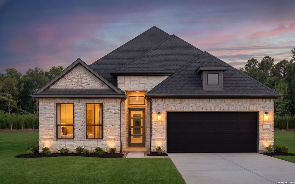 529 CORDOVA XING, Seguin, TX 78155