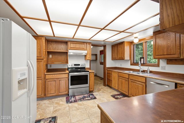 6981 W Leckwold Drive, Wasilla, AK 99623