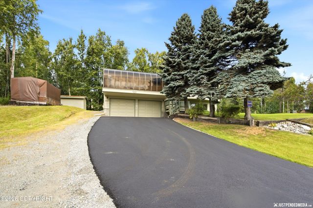 6981 W Leckwold Drive, Wasilla, AK 99623