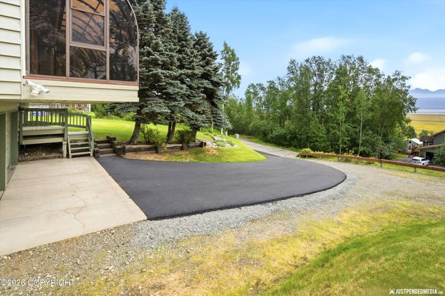 6981 W Leckwold Drive, Wasilla, AK 99623