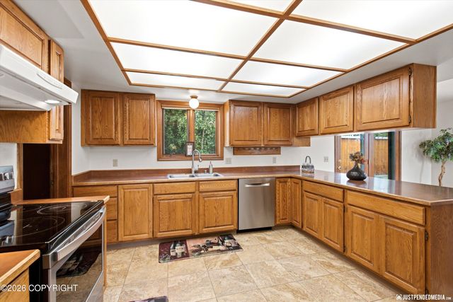6981 W Leckwold Drive, Wasilla, AK 99623