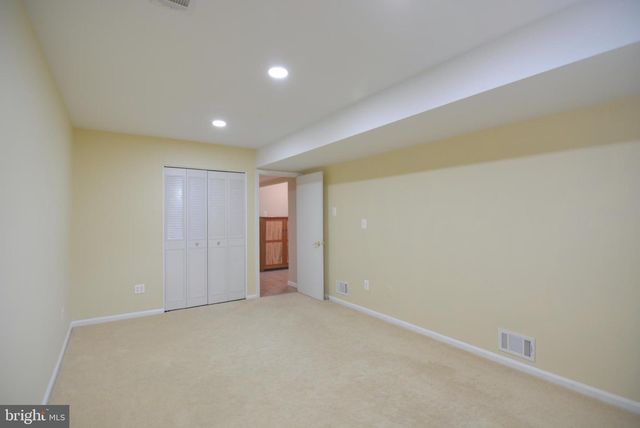 3720 KING ARTHUR RD, Annandale, VA 22003