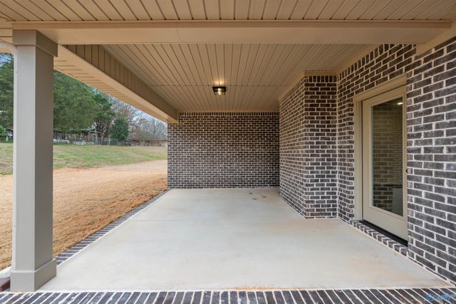 222 Soland Drive, Toney, AL 35773