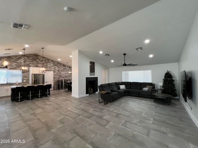 2157 N DORAN --, Mesa, AZ 85203