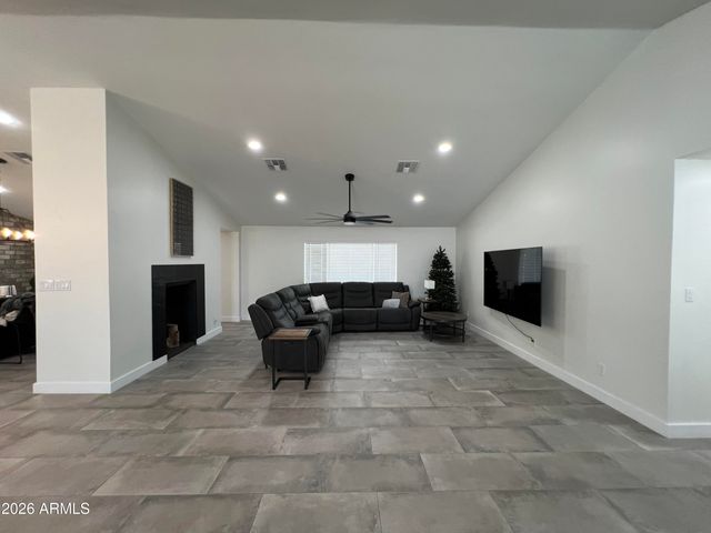 2157 N DORAN --, Mesa, AZ 85203