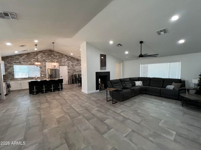 2157 N DORAN --, Mesa, AZ 85203