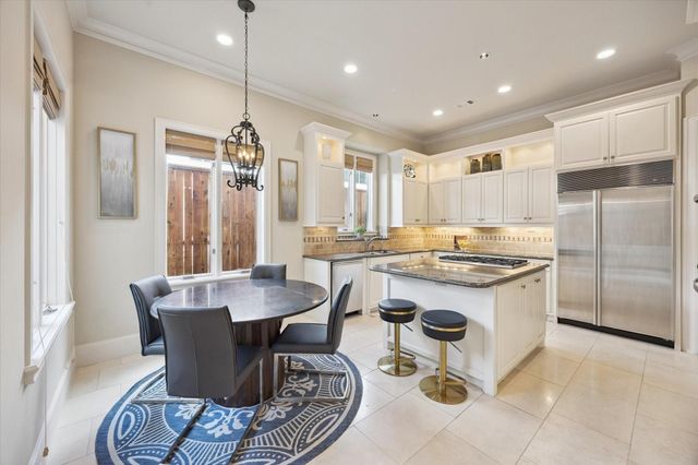 5736 Tanglewood Cove Street, Houston, TX 77057