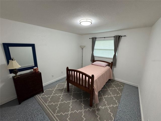 5720 13TH AVENUE N 106B, St Petersburg, FL 33710