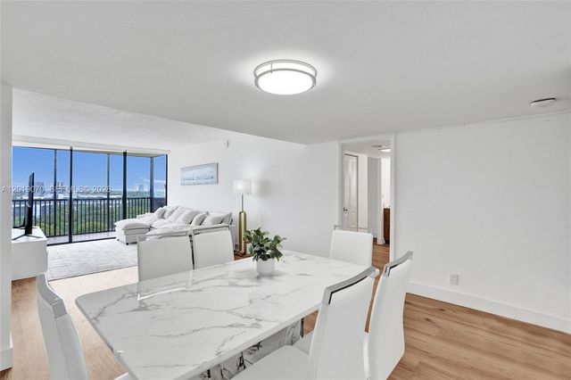 20379 W Country Club Dr 1440, Aventura, FL 33180