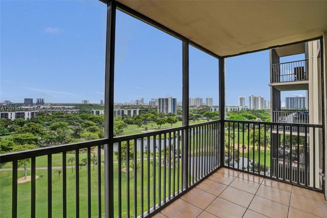 20379 W Country Club Dr 1440, Aventura, FL 33180